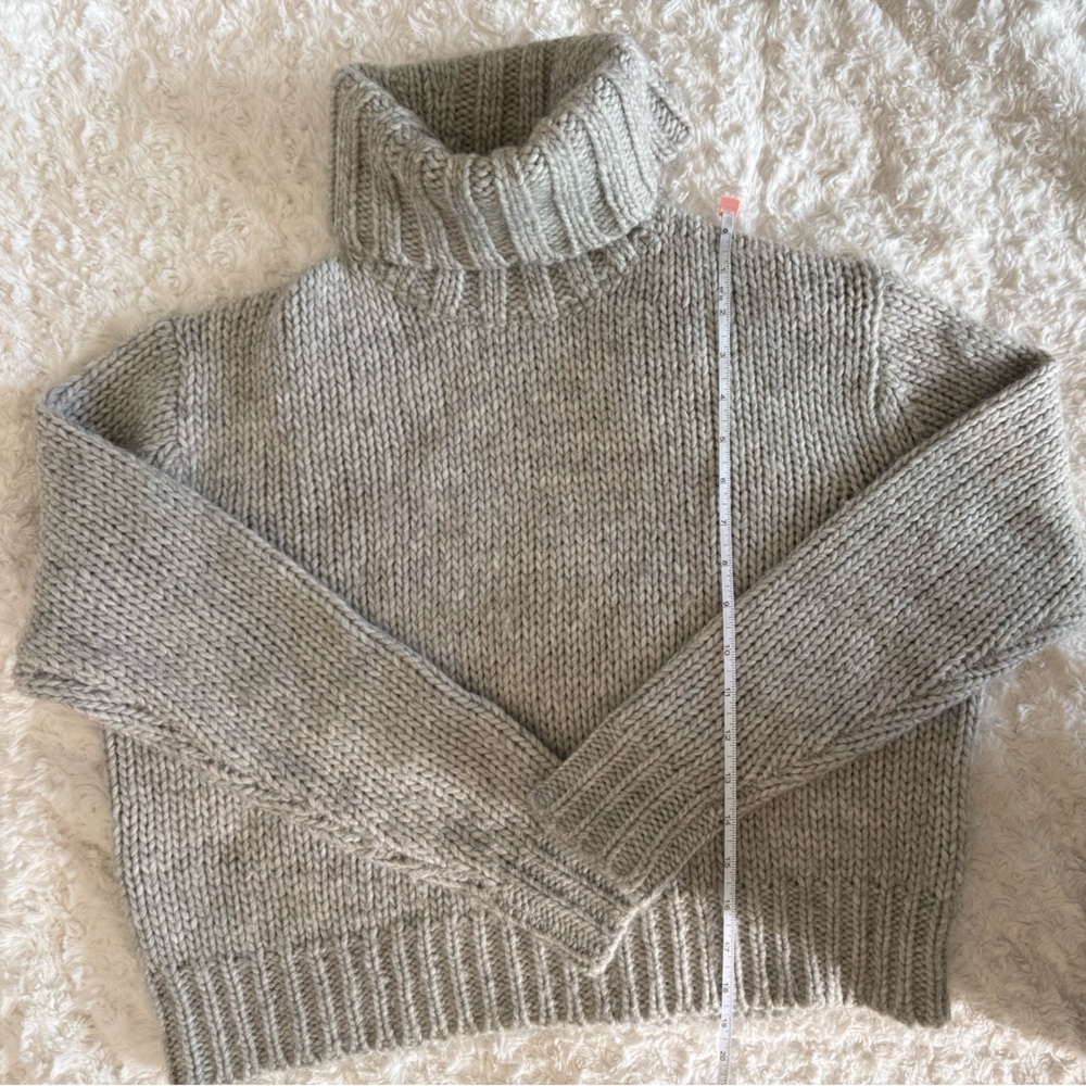 J.Crew Chunky Alpaca-Wool Turtleneck Sweater | Heather Gray | Size S